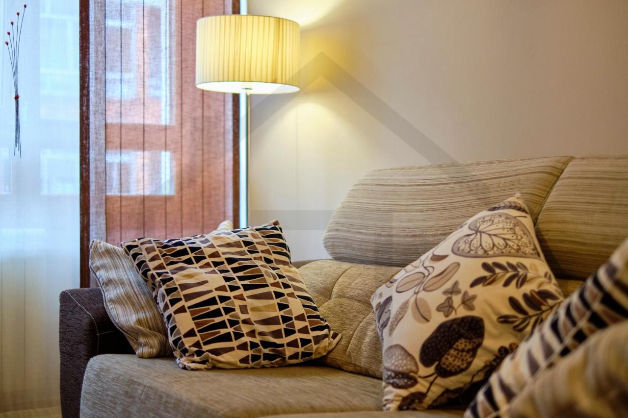 Apartamento Candelaria - Lujo A Un Paso Del Centro Oviedo Bagian luar foto