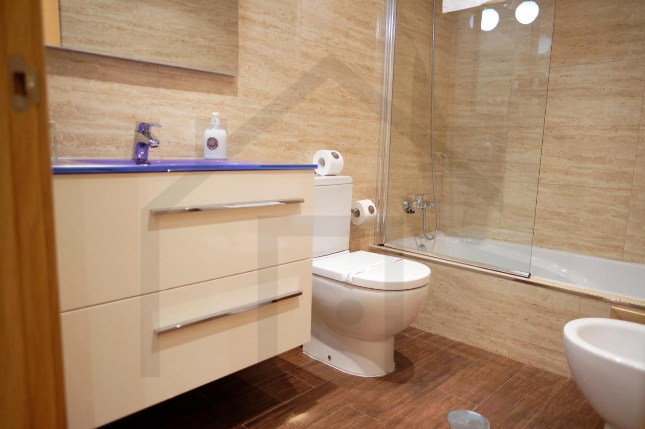Apartamento Candelaria - Lujo A Un Paso Del Centro Oviedo Bagian luar foto